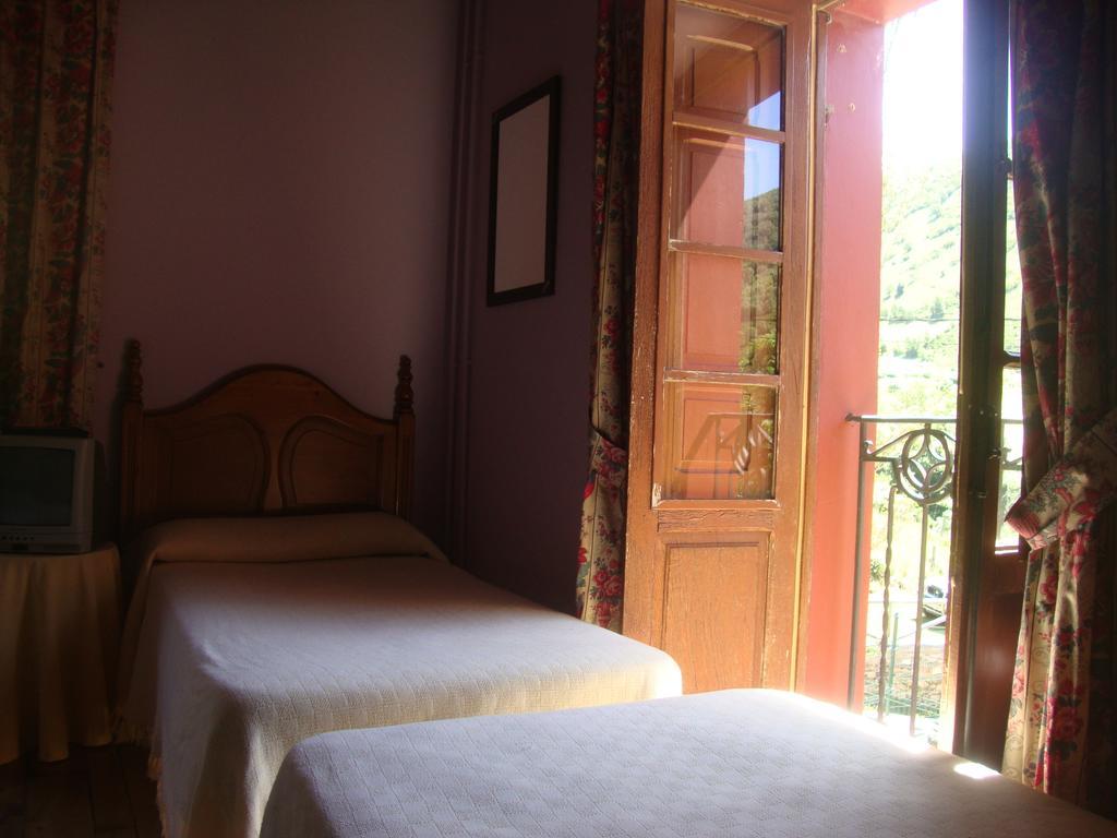 Hotel Rural Genestoso Bilik gambar